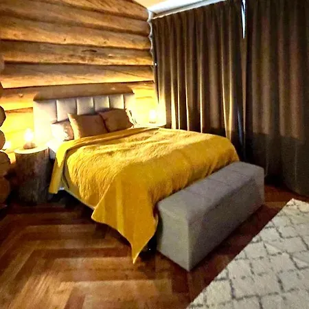 Luxury Log By Invisible Forest Villa